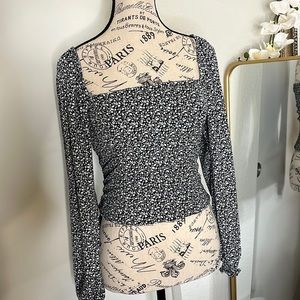 Abercrombie Square Neck Puff Sleeve Top